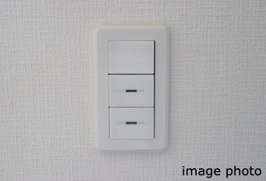 シティテラス板橋蓮根の大型プレートスイッチ